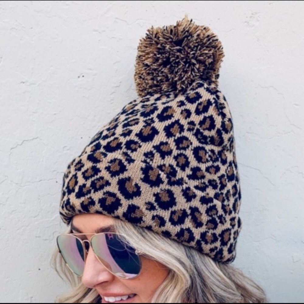 Leopard Knit Beanie Hat, Tan/Black/Camel, NWT, OS - Picture 4 of 6